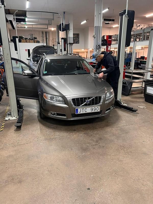 Begagnad Volvo V70 145 HK (106 kW) 2009 Kombi