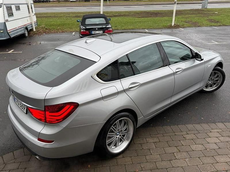Begagnad BMW 535 Gran Turismo 306 HK (225 kW) 2009 Silver Sedan