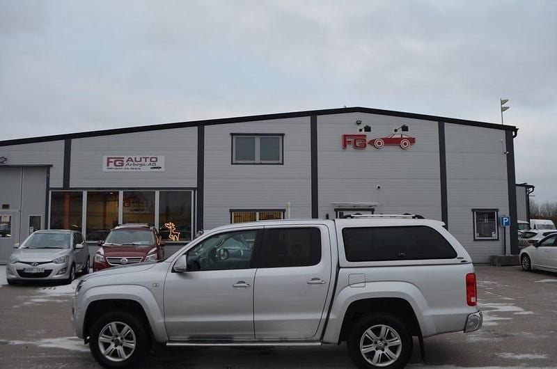 Silver Begagnad 2012 VW Amarok Pickup | 124 900 kr (Bra pris) - Bild 1/4