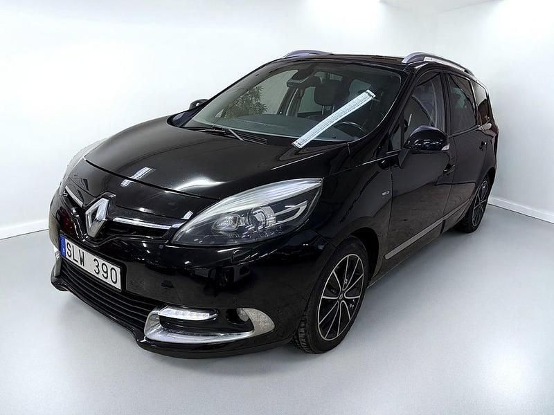 Begagnad Renault Grand Scénic III Bose Edition 110 HK (80 kW) 2013 Svart Minibuss