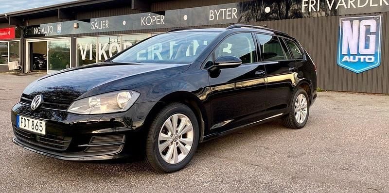 Svart Begagnad 2016 VW Golf VII Kombi | 99 900 kr (Bra pris) - Bild 1/4