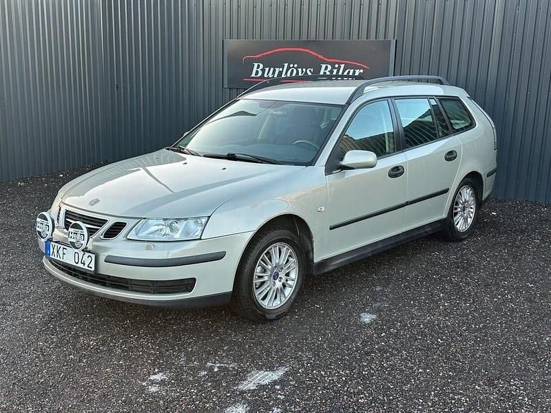 Ljusgul Begagnad 2005 Saab 9-3 Linear Kombi | 24 800 kr (Marknadspris) - Bild 1/4