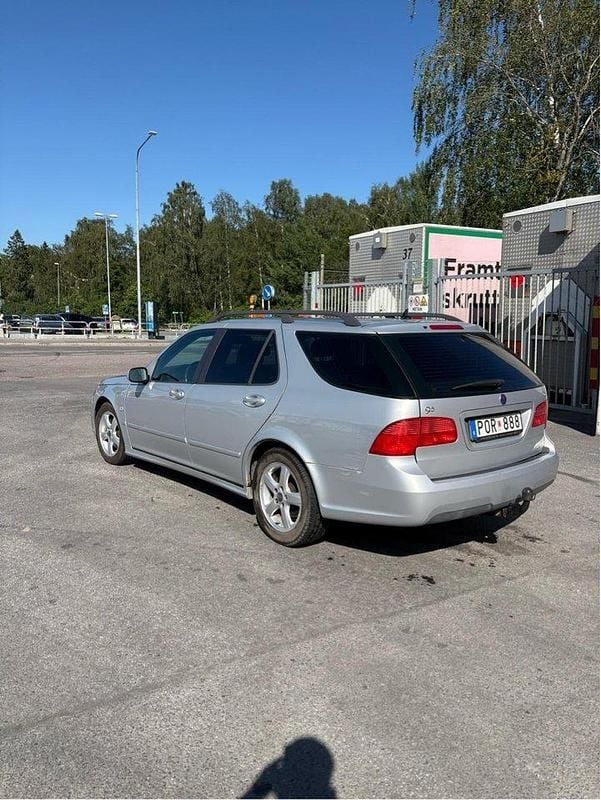 Grå Begagnad 2007 Saab 9-5 Linear Kombi | 42 500 kr (Lite dyr) - Bild 1/4