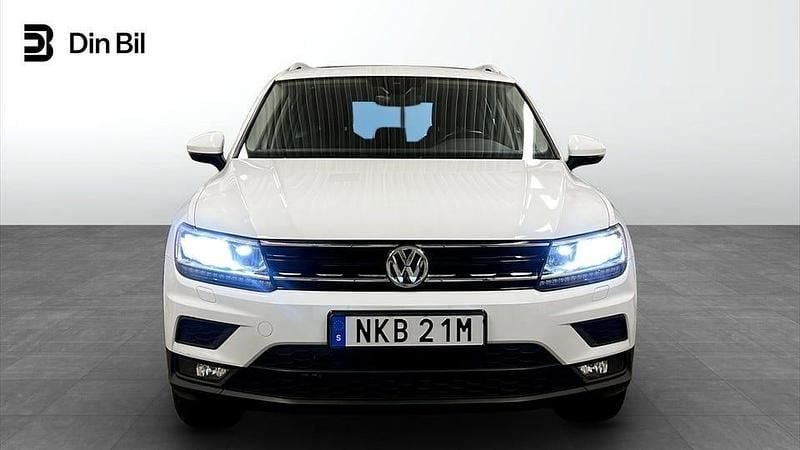 Begagnad VW Tiguan Executive 190 HK (139 kW) 2019 Vit SUV