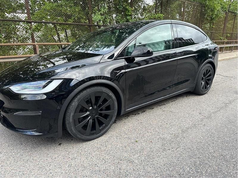Begagnad 2023 Tesla Model X Long Range SUV | 805 000 kr - Bild 1/3