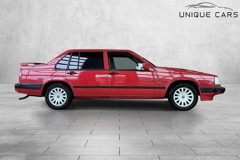 Begagnad Volvo 940 Standard 135 HK (99 kW) 1998 Röd Sedan