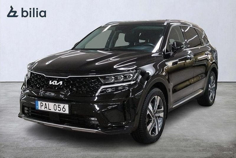 Svart Begagnad 2022 Kia Sorento SUV | 489 000 kr (Marknadspris) - Bild 1/3