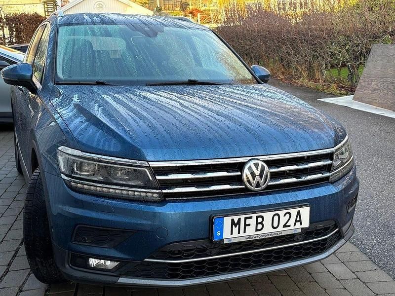 Begagnad 2020 VW Tiguan Allspace SUV | 310 000 kr (Bra pris) - Bild 1/4