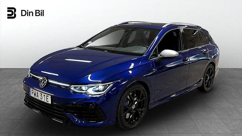 Lapiz blue metallic Begagnad 2023 VW Golf VIII R Kombi | 489 900 kr (Dyr) - Bild 1/4