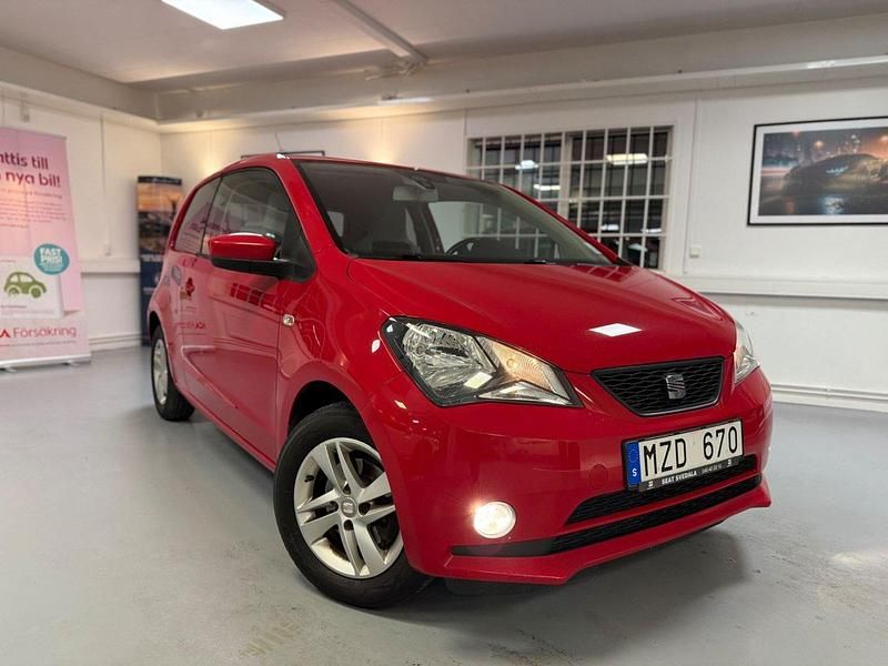 Röd Begagnad 2012 Seat Mii Chic Halvkombi | 39 900 kr - Bild 1/4