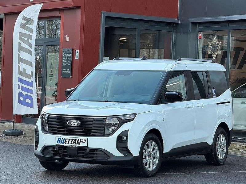 Begagnad Ford Tourneo Courier 125 HK (91 kW) 2024 Vit Minibuss