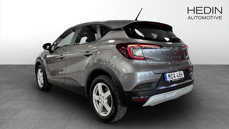 Begagnad Renault Captur Equilibre 160 HK (117 kW) 2022 Grå SUV