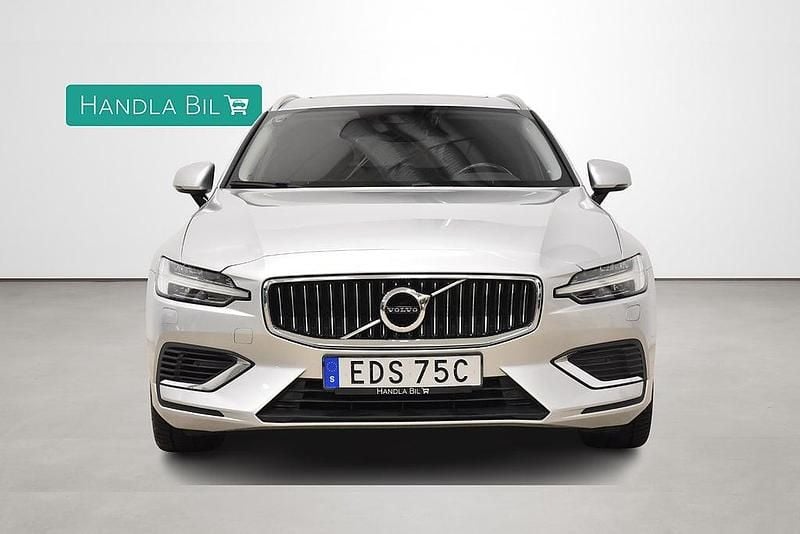 Begagnad Volvo V60 Inscription 303 HK (222 kW) 2019 Silver Kombi