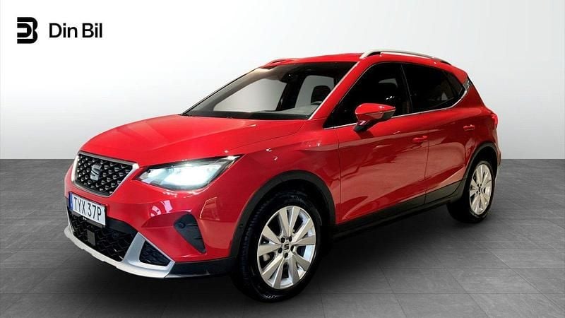 Röd Begagnad 2022 Seat Arona SUV | 199 900 kr (Marknadspris) - Bild 1/4