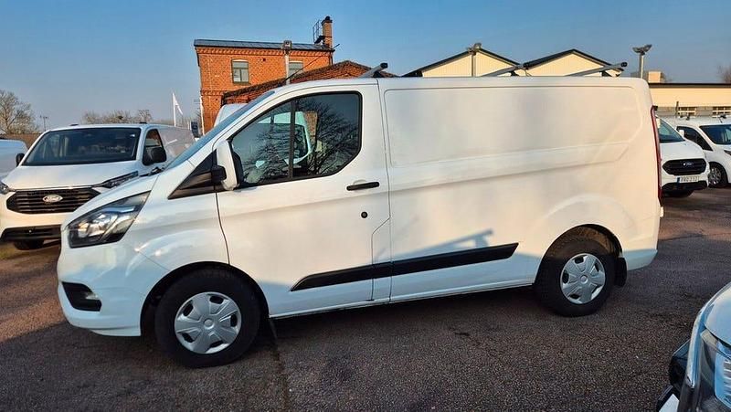 Begagnad Ford Transit Custom 105 HK (77 kW) 2018 Vit Van