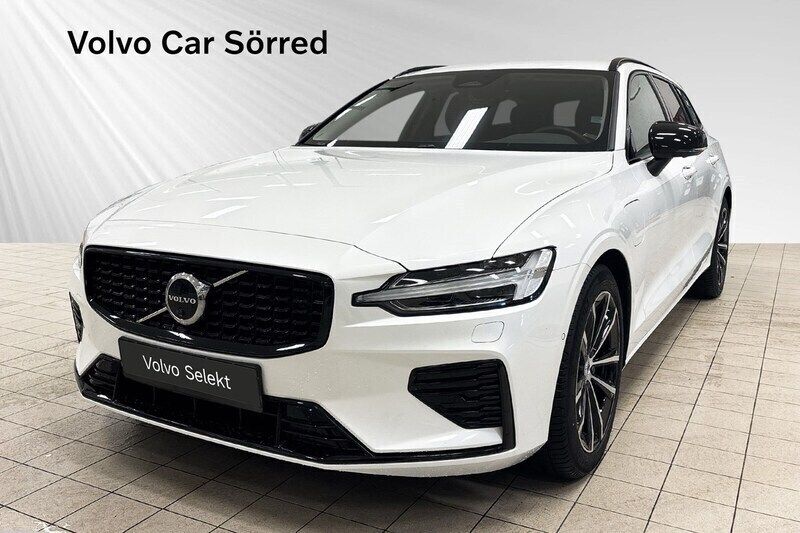 Vit Begagnad 2024 Volvo V60 Plus Kombi | 509 900 kr (Lite dyr) - Bild 1/3