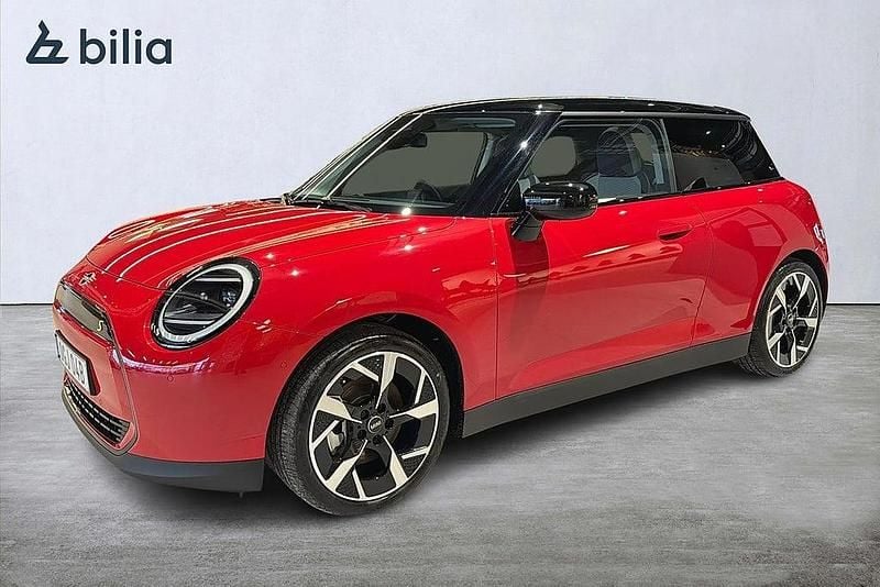 Röd Begagnad 2024 Mini Cooper SE Halvkombi | 339 900 kr (Marknadspris) - Bild 1/4