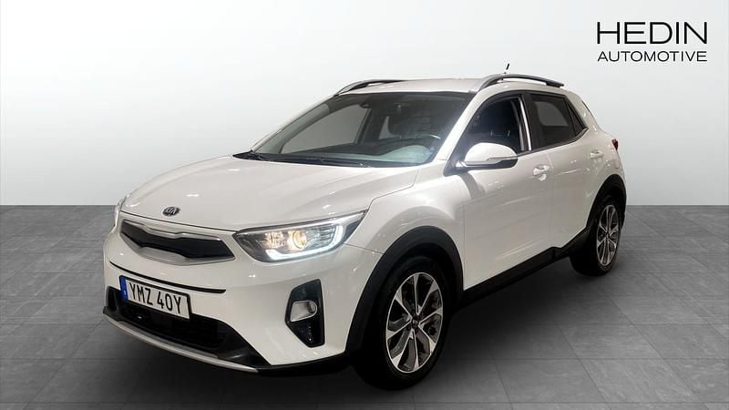 Vit Begagnad 2020 Kia Stonic Advance SUV | 169 900 kr (Marknadspris) - Bild 1/4