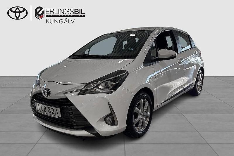 Vit Begagnad 2020 Toyota Yaris Halvkombi | 169 900 kr (Marknadspris) - Bild 1/3