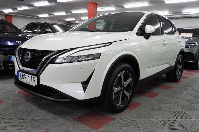 Vit Begagnad 2023 Nissan Qashqai 360º SUV | 289 500 kr (Marknadspris) - Bild 1/4