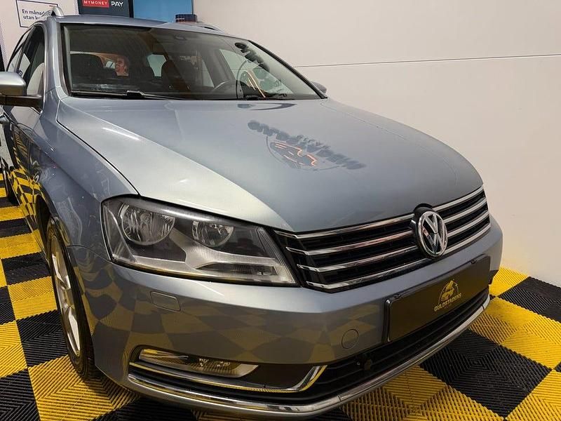 Begagnad VW Passat 140 HK (102 kW) 2013 Grå Kombi
