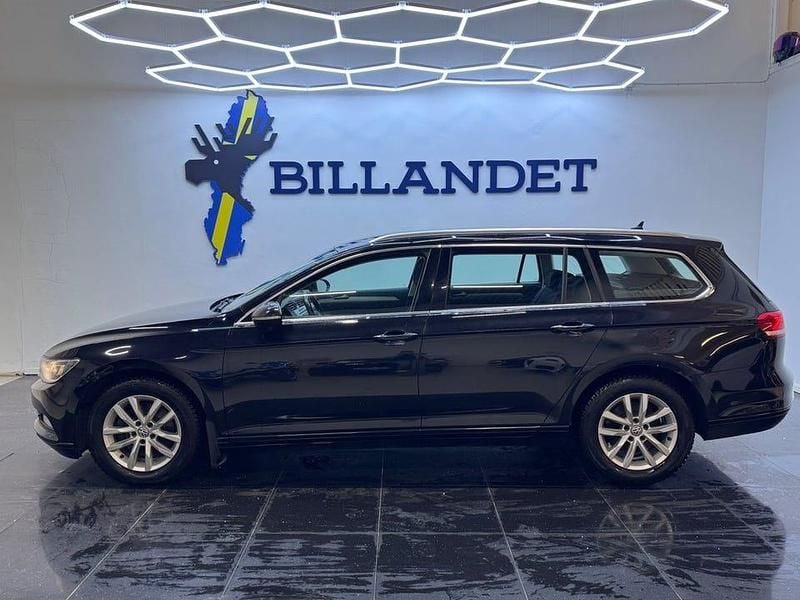 Begagnad VW Passat 150 HK (110 kW) 2015 Svart Kombi