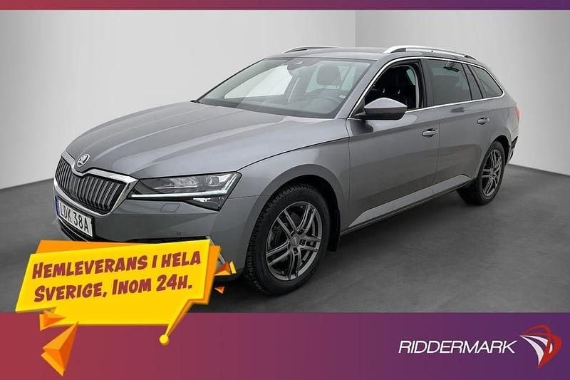 Grå Begagnad 2024 Skoda Superb Business Line Kombi | 399 800 kr (Marknadspris) - Bild 1/3
