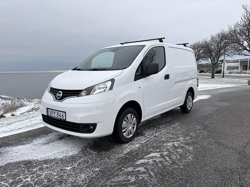 Begagnad Nissan NV200 90 HK (66 kW) 2018 Vit Minibuss