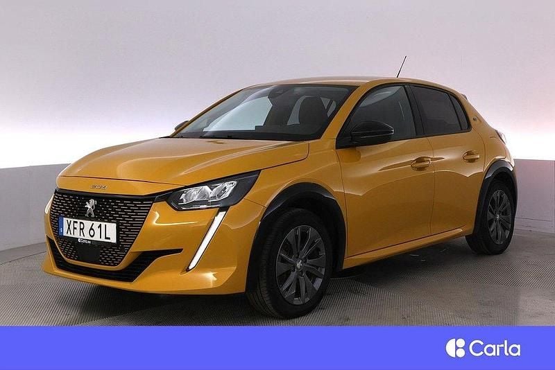 Gul Begagnad 2022 Peugeot e-208 Active Halvkombi | 157 900 kr (Marknadspris) - Bild 1/4