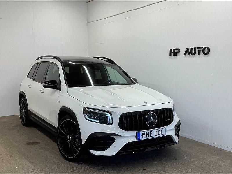 Vit Begagnad 2022 Mercedes GLB35 AMG SUV | 489 900 kr - Bild 1/4