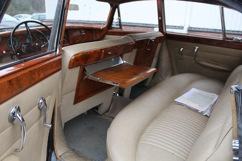 Begagnad Jaguar MK X 269 HK (197 kW) 1965 Svart Sedan