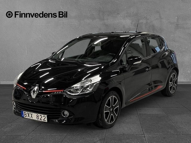 Svart Begagnad 2013 Renault Clio IV Expression Halvkombi | 79 000 kr (Marknadspris) - Bild 1/4