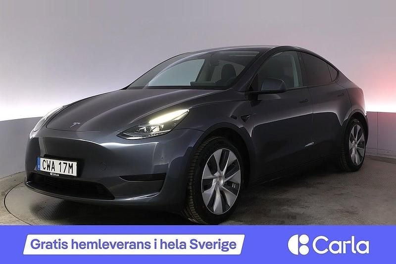 Begagnad Tesla Model Y Standard Range 250 kW (340 HK) 2022 Grå SUV