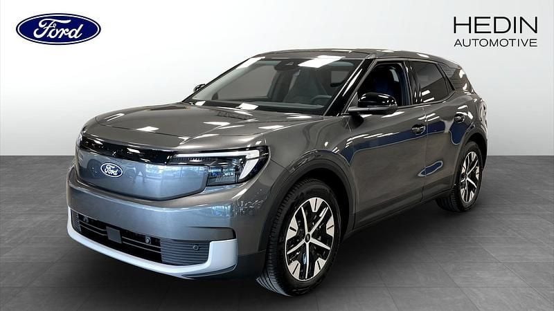 Grå (grey) Ny 2025 Ford Explorer Business Edition SUV | 514 900 kr (Marknadspris) - Bild 1/4