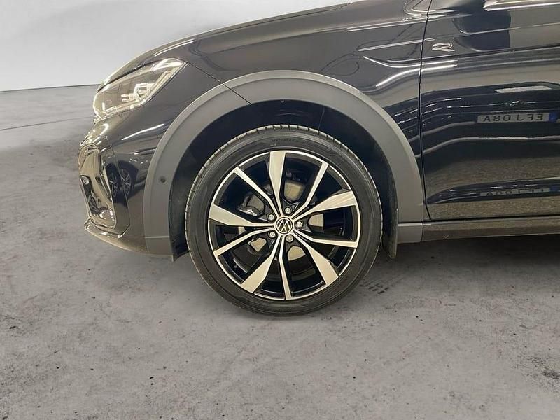 Begagnad VW Taigo R-line 117 HK (86 kW) 2024 Svart SUV