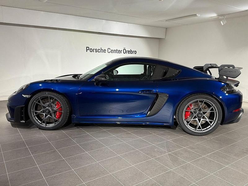 Ny Porsche 718 Cayman GT4 501 HK (368 kW) 2025 Blå Sportkupé