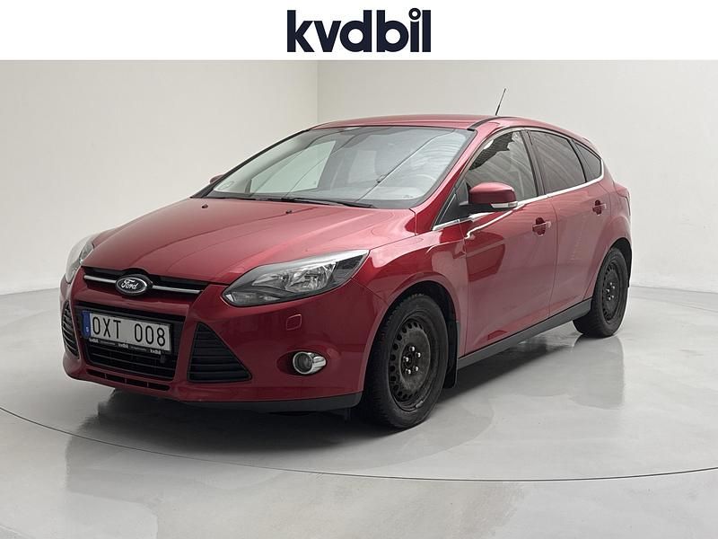 Begagnad Ford Focus 2011 Röd