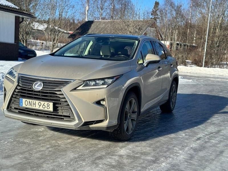 Begagnad Lexus RX450h Executive Line 313 HK (230 kW) 2018 Ljusbrun (brun) SUV