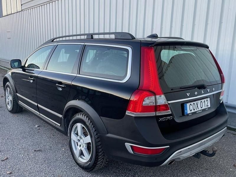 Begagnad Volvo XC70 Momentum 181 HK (133 kW) 2015 Svart Kombi