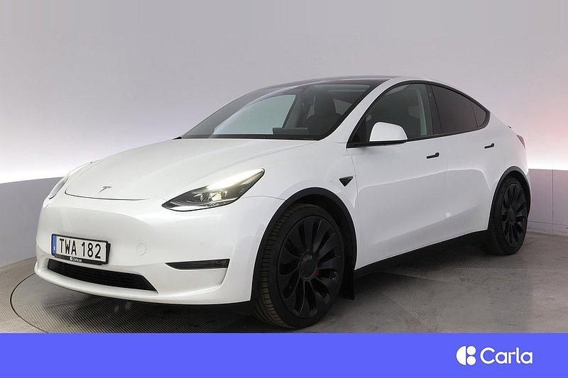 Vit Begagnad 2022 Tesla Model Y Performance SUV | 434 900 kr (Marknadspris) - Bild 1/4