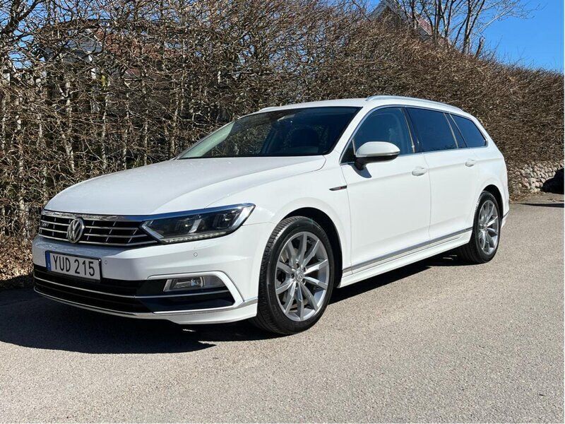 Vit Begagnad 2018 VW Passat GT Kombi | 185 000 kr (Marknadspris) - Bild 1/4