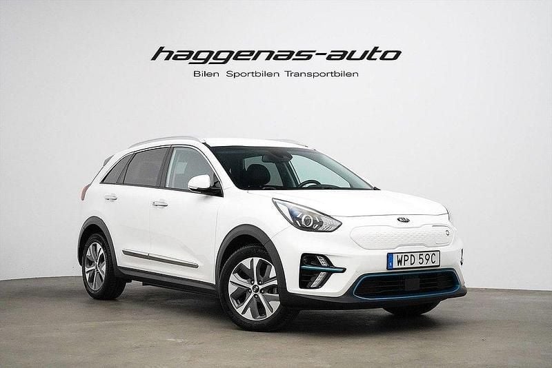 Vit Begagnad 2021 Kia e-Niro 2 SUV | 239 000 kr (Bra pris) - Bild 1/4
