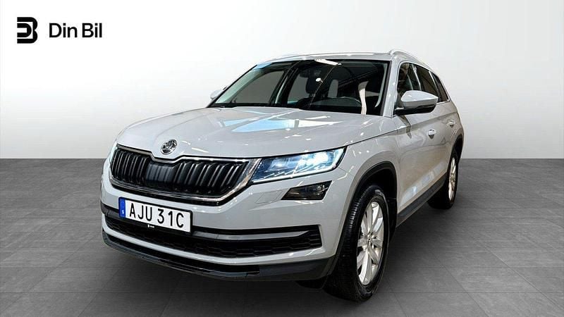 Grå Begagnad 2020 Skoda Kodiaq Business Line SUV | 264 900 kr (Bra pris) - Bild 1/4