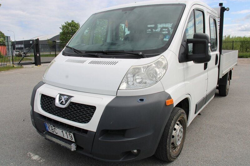 Vit Begagnad 2013 Peugeot Boxer Van | 109 000 kr (Superpris) - Bild 1/4