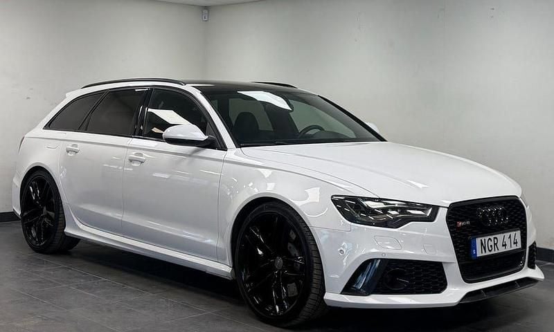 Begagnad Audi RS6 560 HK (411 kW) 2013 Vit Kombi