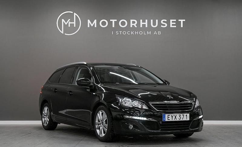 Begagnad Peugeot 308 SW 120 HK (88 kW) 2016 Svart Kombi