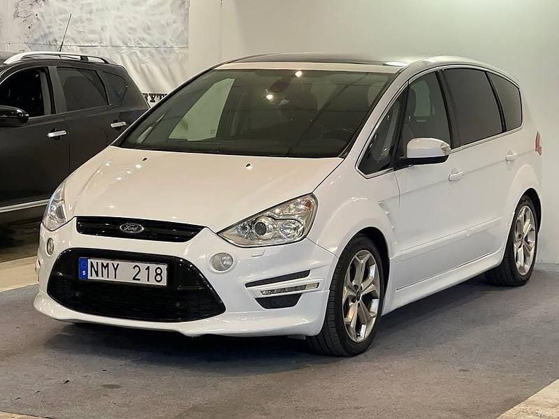 Begagnad Ford S-MAX Business Edition 239 HK (175 kW) 2013 Vit Minibuss