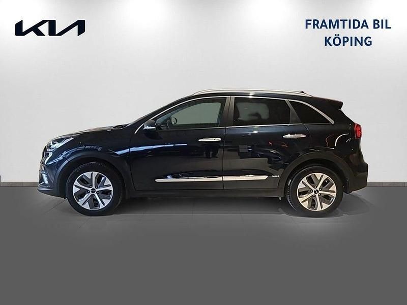 Begagnad Kia e-Niro Advance 150 kW (204 HK) 2021 Blå SUV