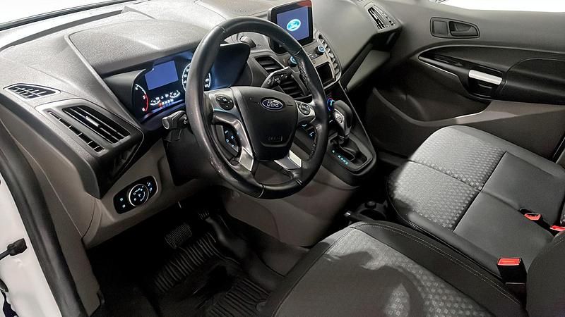 Begagnad Ford Transit Connect Trend 99 HK (72 kW) 2022 Frozen white Minibuss