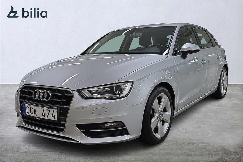 Silver Begagnad 2013 Audi A3 Sportback Ambition Halvkombi | 129 000 kr - Bild 1/3